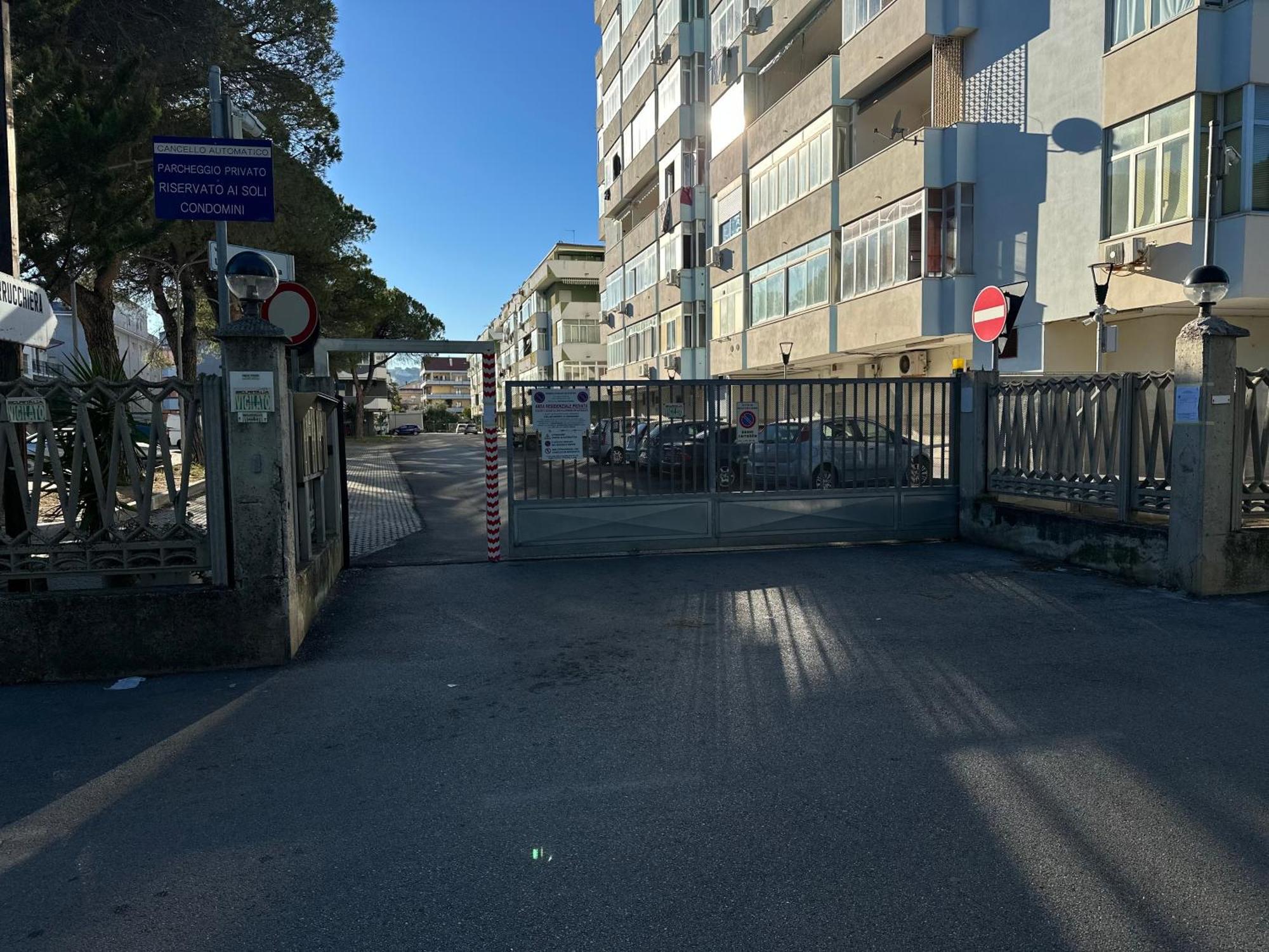 Lortica Apartment Pescara Buitenkant foto